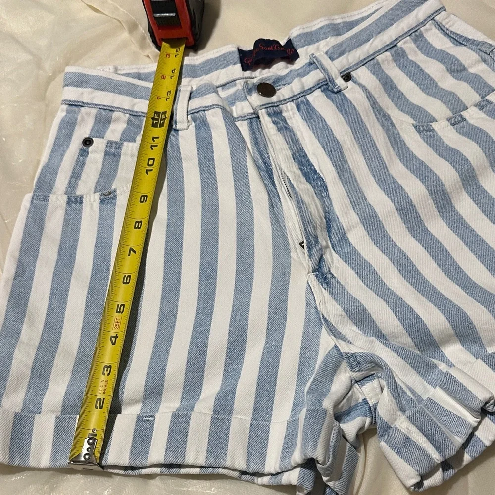 Chic Striped Jean Shorts in Blue and White